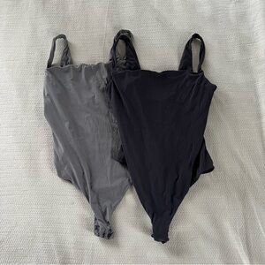 SKIMS Seamless Scoop Bodysuits - Black (M) & Gray (L) Bundle